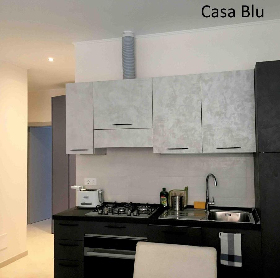 Case Rossa E Blu Villanova d'Albenga Kültér fotó