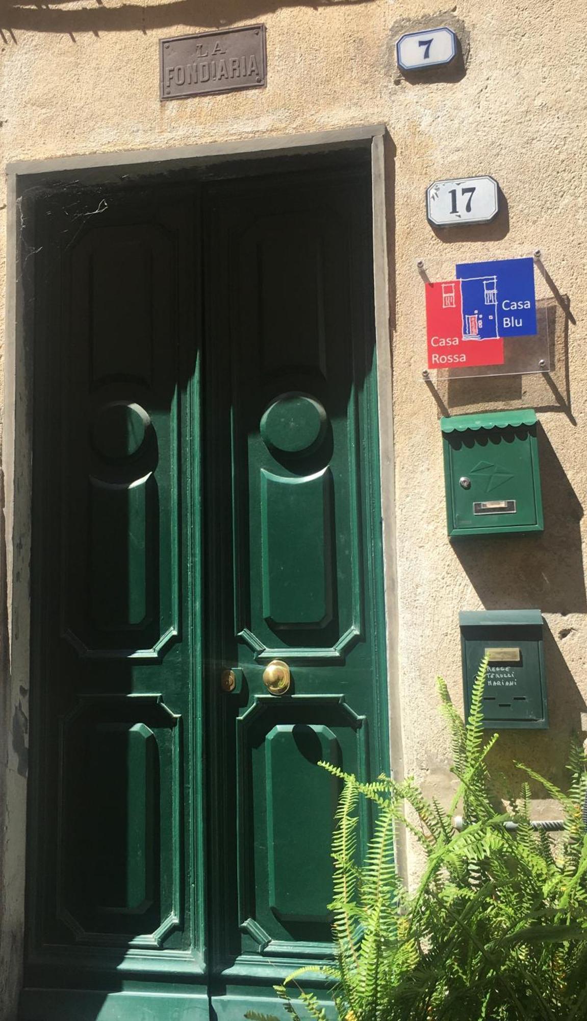 Case Rossa E Blu Villanova d'Albenga Kültér fotó